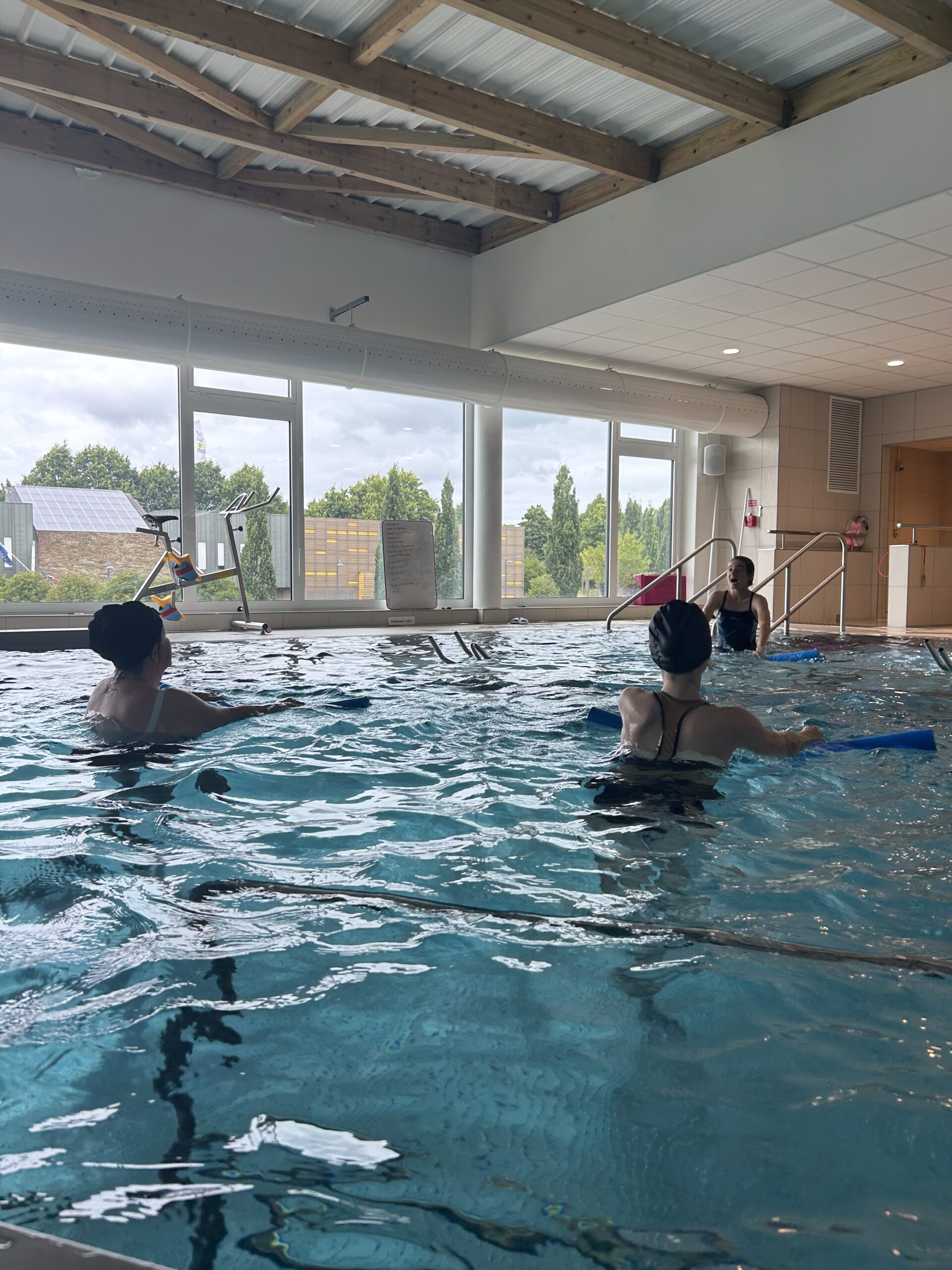 Aquagym : L’activité douce et tonique pour prendre soin de soi